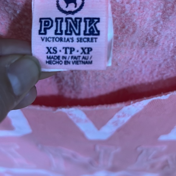 VS PINK Shirt - Picture 2 of 4